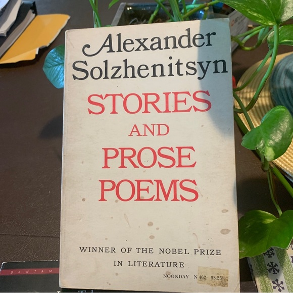 Lot of 8 RUSSIAN Literature Paperback Books DOSTOYEVSKY, TOLSTOY & Solzhenitsyn - Picture 10 of 16
